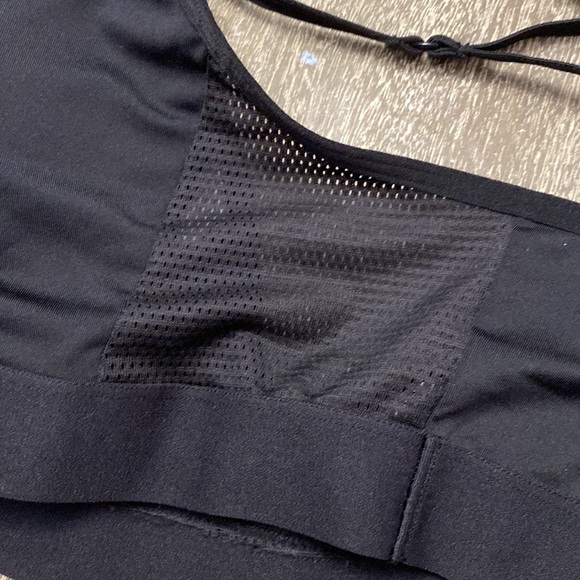 Athletic Works Strappy Back Mesh Sports Bra - Picture 7 of 10